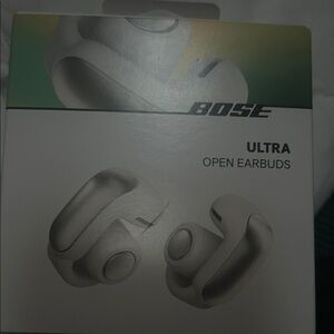 Bose Ultra Earbuds in Silver